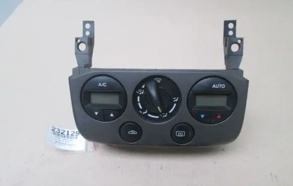 Nissan Primera Climate control unit