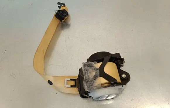 Audi A6 S6 C7 4G Rear seatbelt 0713JF5J2VU 4G8857805B K92272465