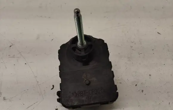 Toyota Land Cruiser (J150) Headlight level adjustment motor 11F2812588A