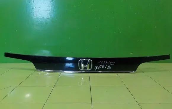 Honda CR-V Rear light center trim bar blend 540110010