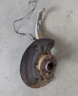 Mercedes-Benz ML W164 Front wheel hub spindle knuckle 02060642