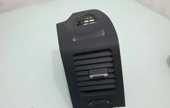 Dashboard side air vent grill/cover trim