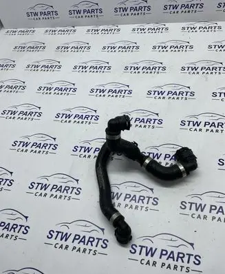 Mercedes-Benz GLC X253 C253 Engine coolant pipe/hose 2535018382