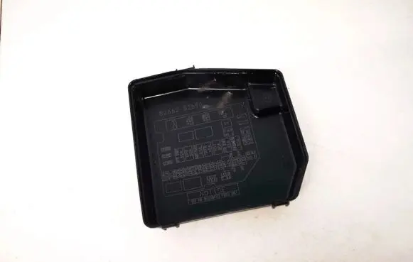 Toyota Urban Cruiser (XP110) Fuse box cover 8266252590 82662-52590