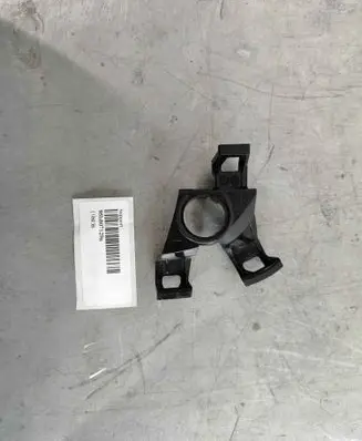Porsche Macan (95B) Front parking sensor holder (PDC) 95b807129a