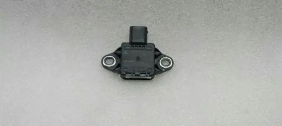 Mercedes-Benz CLS C218 X218 ESP acceleration yaw rate sensor A0009059101