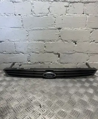 Ford Focus Front bumper upper radiator grill 98ab8200A