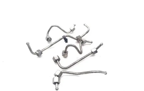 Opel Antara Fuel injector supply line/pipe 