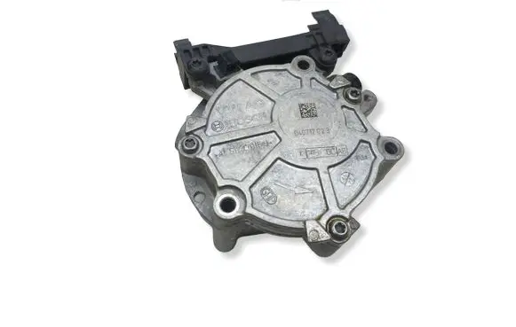 Audi A5 Vacuum pump 06K145100AE 040717C23