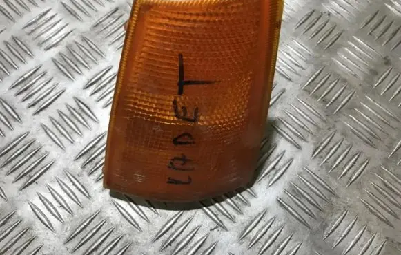 Front indicator light