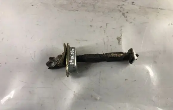 Nissan Patrol Y61 Front door check strap stopper
