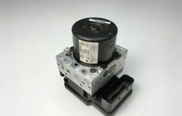Renault Scenic III - Grand scenic III ABS Pump 476606264R 10021203464