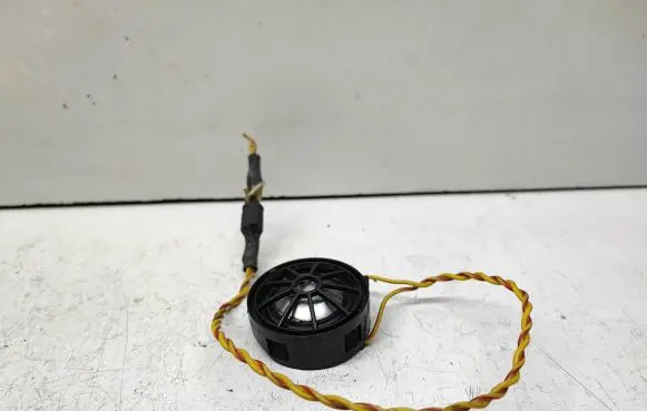 BMW 5 E60 E61 Front door high frequency speaker