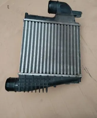 Citroen C5 Aircross Intercooler radiator P9675627980