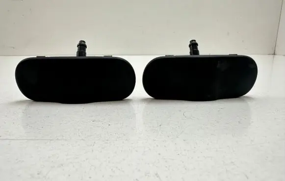 Audi A8 S8 D4 4H Windshield washer spray nozzle 4H0955988