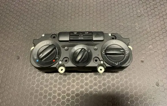 Volkswagen Touran I Climate control unit 1K0820047DF 5HB00871950