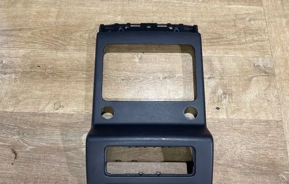 Land Rover Discovery 5 Other center console (tunnel) element HY3204569B 105654952C