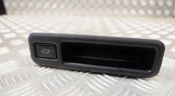 Lexus RX 450H Tailgate opening switch 6929148030