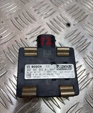 Volkswagen Golf SportWagen Distronic sensor radar 3QF907561A 39R10055 3QF907572