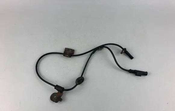 Subaru Legacy ABS brake wheel speed sensor 27540AG01