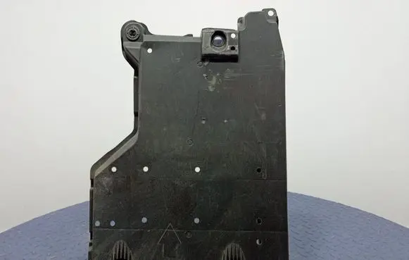 Toyota Auris E180 Front underbody cover/under tray 5816502040