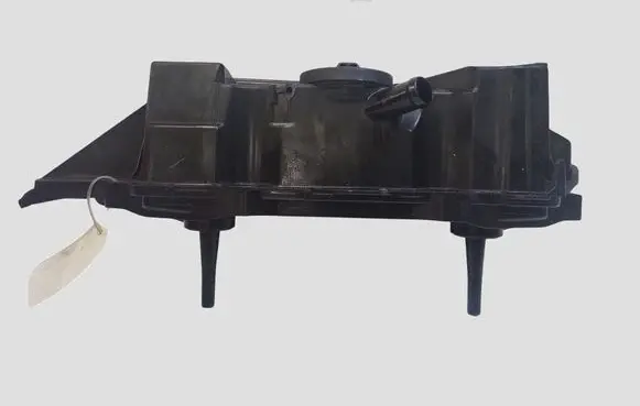 Nissan Qashqai Rocker cam cover 118305906R