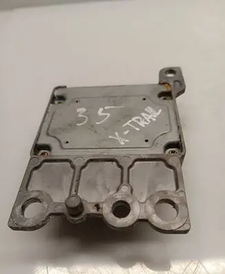 Nissan X-Trail T30 Airbag control unit/module 285568H505 050403