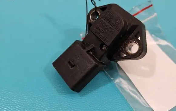 Audi A4 S4 B5 8D Air pressure sensor 0281002177 IMPRK1405778