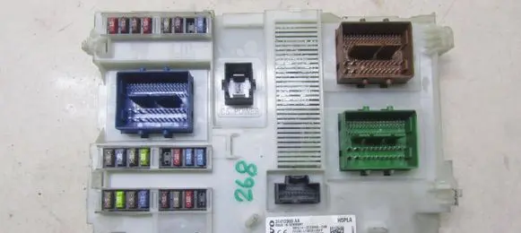 Volvo XC60 Fuse module 31412969