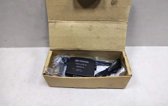 Toyota Hilux (AN10, AN20, AN30) Alarm control unit/module PZ4640013202