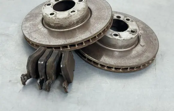 BMW 5 E39 Front brake disc