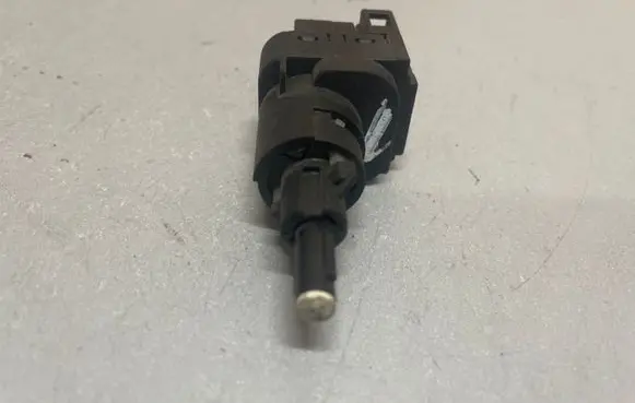 Skoda Fabia Mk2 (5J) Brake pedal sensor switch 6Q0945511
