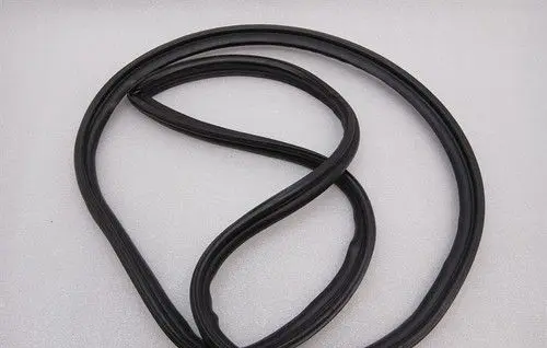 Aston Martin Vanquish V12 Trunk rubber seal (body)