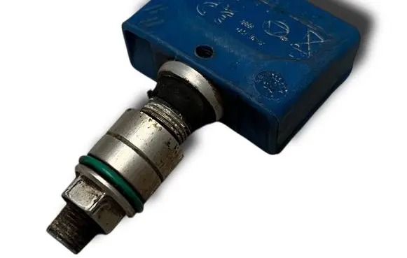 Nissan Almera N16 Tire pressure sensor T459 8200169160
