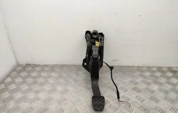 Skoda Octavia Mk3 (5E) Clutch pedal 5Q1721059HA