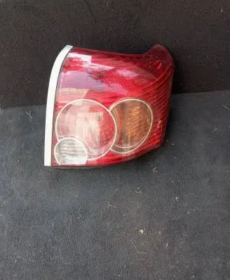 Toyota Avensis T250 Rear/tail lights 89073264