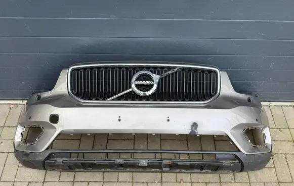 Volvo XC40 Front bumper 31449359