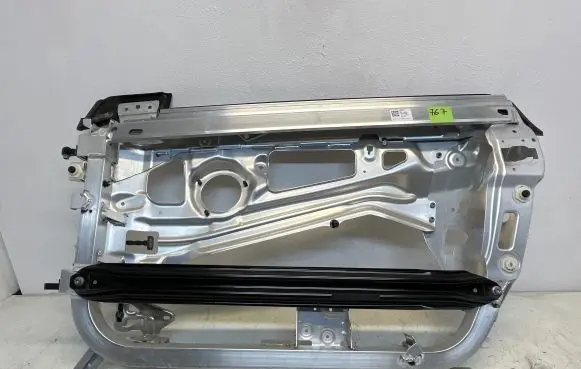 BMW i3 Front door 7427329 7112017