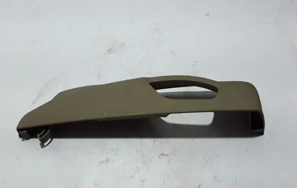 Volvo XC70 Seat trim 39810510
