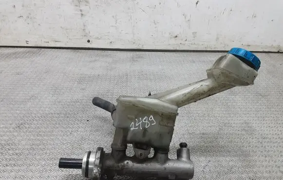 Nissan Primera Master brake cylinder