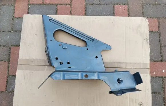 Opel Zafira C Headlight/headlamp mounting bracket 132562258
