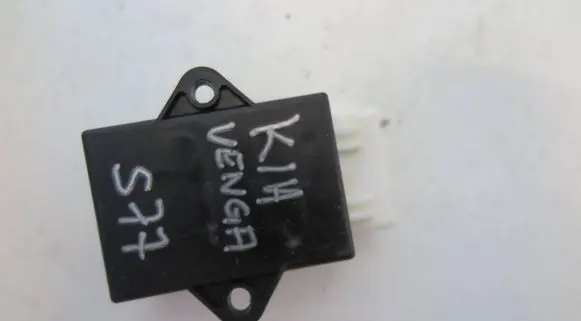 KIA Venga Seat control module 881951P000