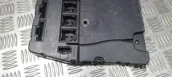 Renault Scenic II - Grand scenic II Fuse box set 8200606825 S118400920