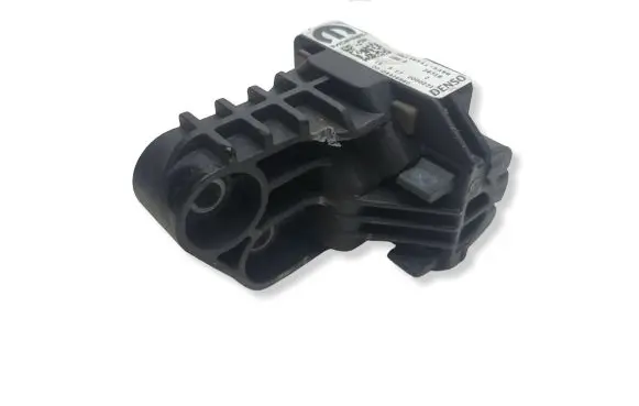 Alfa Romeo Giulia Radiator mount bracket 00505426860 0000271