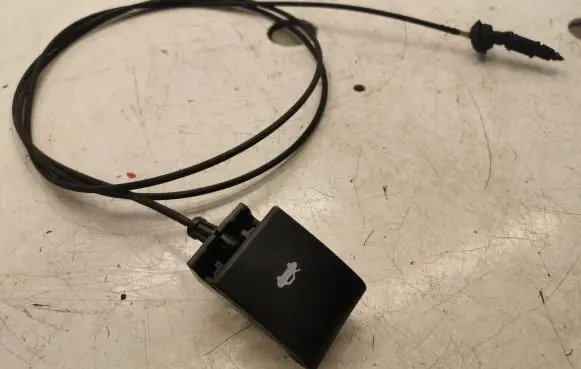 Jeep Grand Cherokee Engine bonnet/hood lock release cable 68032581AD