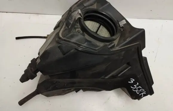 Audi A5 8T 8F Air filter box 8K0133835B