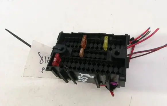 Volkswagen Transporter - Caravelle T5 Fuse box set