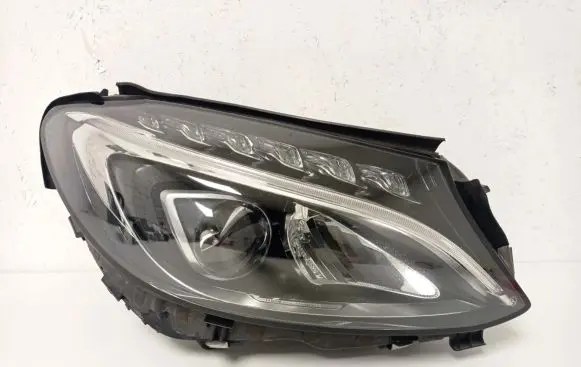 Mercedes-Benz C W205 Headlight/headlamp
