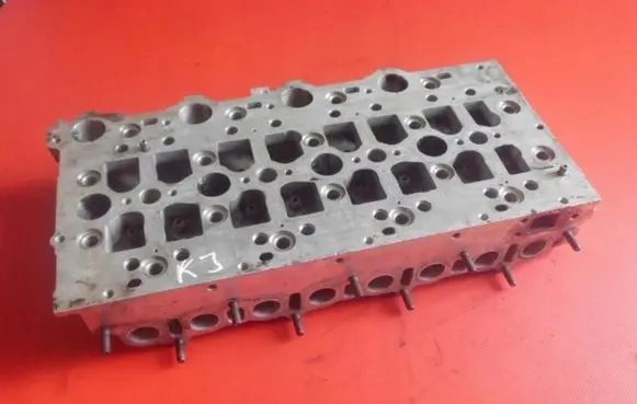 Engine head