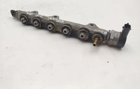 Toyota Avensis T250 Fuel main line pipe 8200842432 0445214155